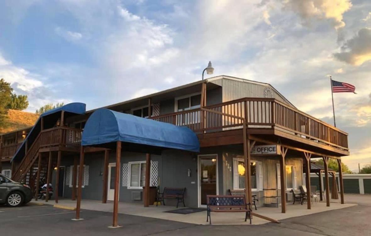 Americas Best Value Inn Sheridan Wy Buitenkant foto
