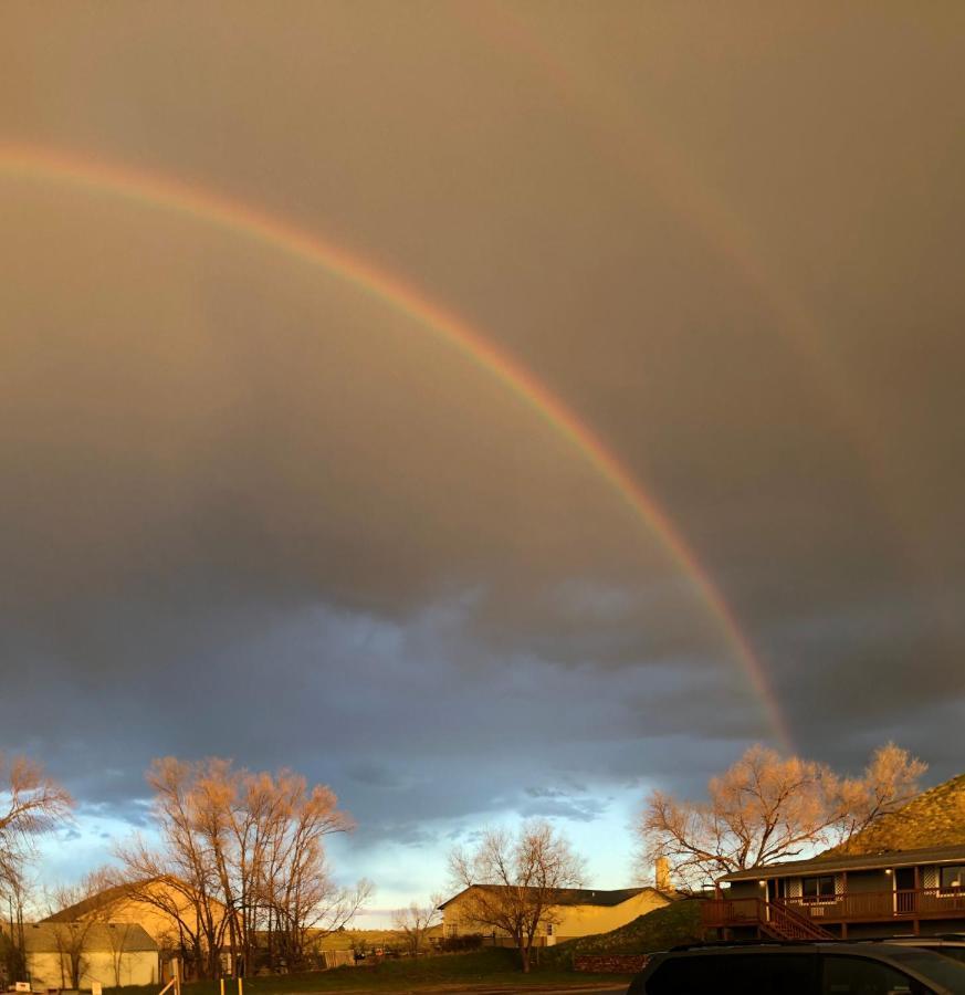Americas Best Value Inn Sheridan Wy Buitenkant foto